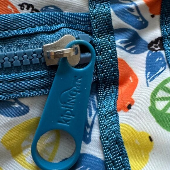 Kipling Large Citrus PrintWeekender Duffle Bag Tote Travel Garilla Face Keychain - Picture 6 of 10